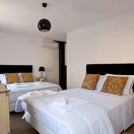 Guest house Casa Do Patio By Shiadu