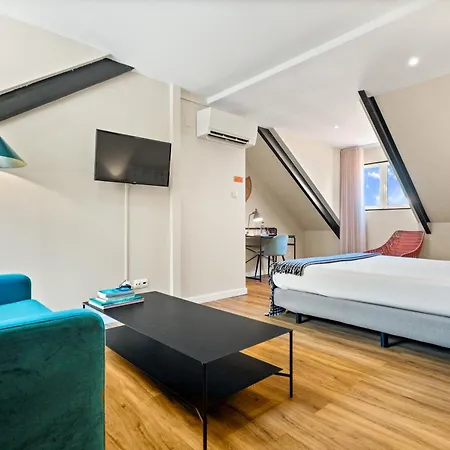 Гостевой дом Casa Do Patio By Shiadu 4*