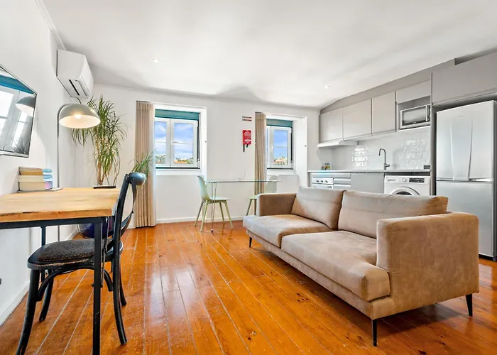 Гостевой дом Casa Do Patio By Shiadu 4*