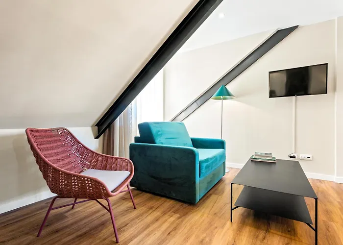 Casa Do Patio By Shiadu Гостевой дом Лиссабон